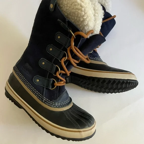 Sorel | Shoes | Sorel Boots Used One Time Size 7 | Poshmark display picture 2